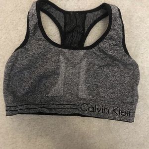 Sports bra
